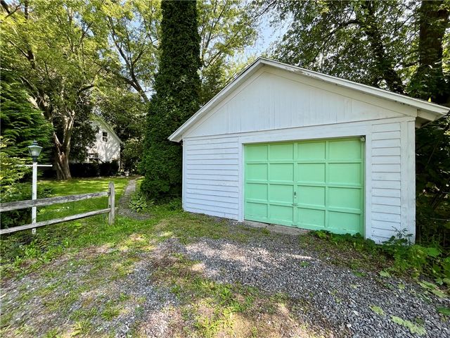 11914 West Main Street, Wolcott, NY 14590