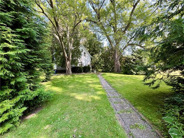 11914 West Main Street, Wolcott, NY 14590