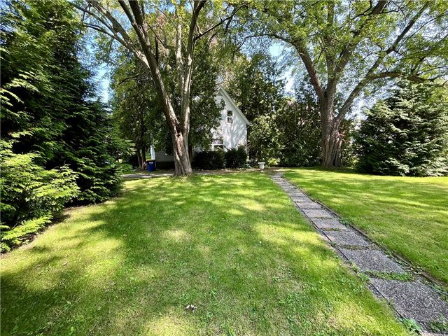 11914 West Main Street, Wolcott, NY 14590