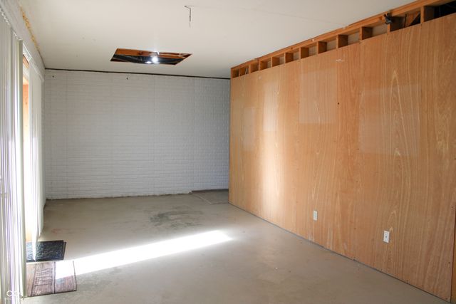 1326 Forest Grove Lane, North Vernon, IN 47265