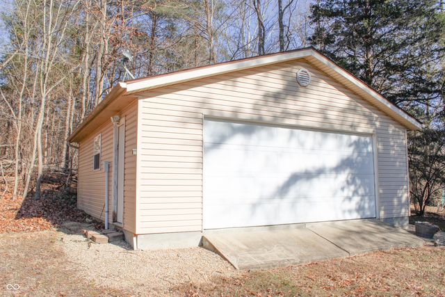 1326 Forest Grove Lane, North Vernon, IN 47265