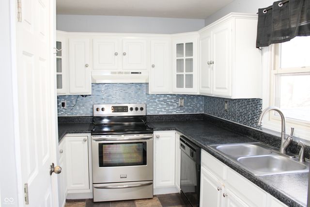 1326 Forest Grove Lane, North Vernon, IN 47265