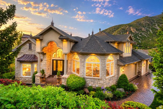 9862 S GRANITE SLOPE DR, Sandy, UT 84092