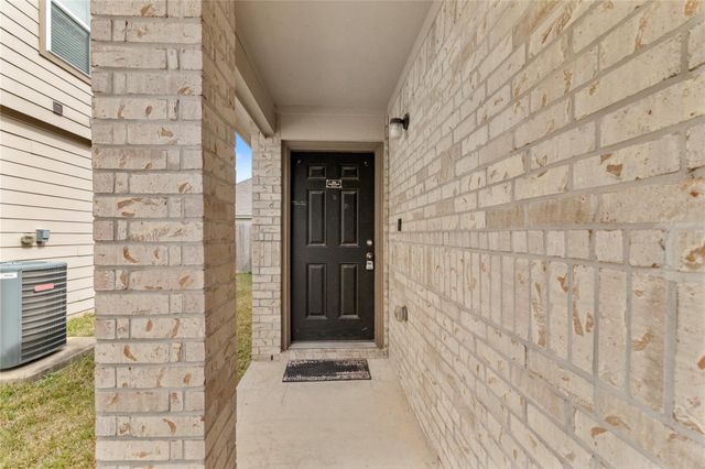 10338 White Fir Villa Avenue, Houston, TX 77044