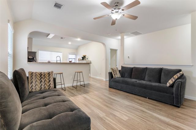 10338 White Fir Villa Avenue, Houston, TX 77044