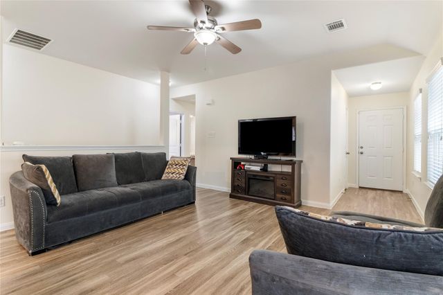 10338 White Fir Villa Avenue, Houston, TX 77044