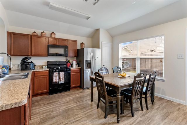 10338 White Fir Villa Avenue, Houston, TX 77044