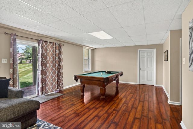 10 SURREY LN, Royersford, PA 19468