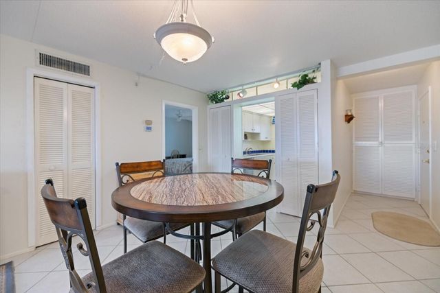 649 TAMIAMI TRAIL S 301, Venice, FL 34285