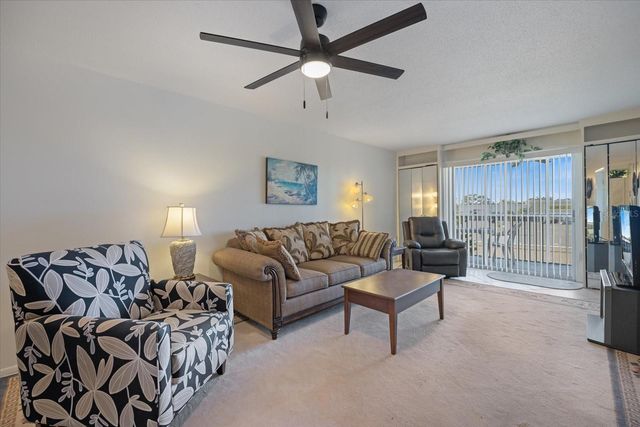 649 TAMIAMI TRAIL S 301, Venice, FL 34285