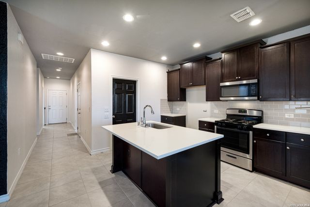 10347 FRANCISCO WAY, San Antonio, TX 78109