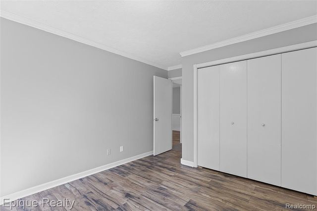 7667 Prairie Court, Brighton, MI 48116