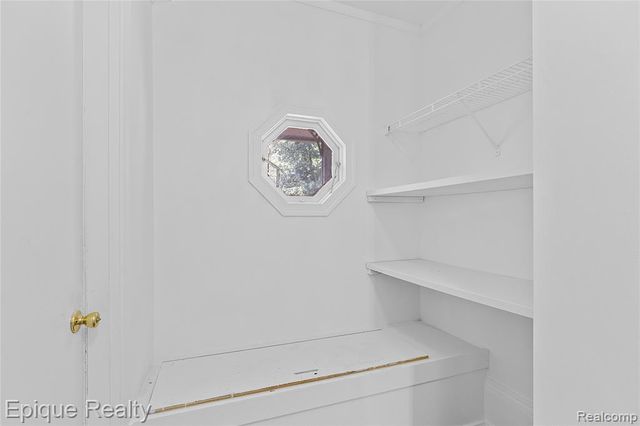 7667 Prairie Court, Brighton, MI 48116