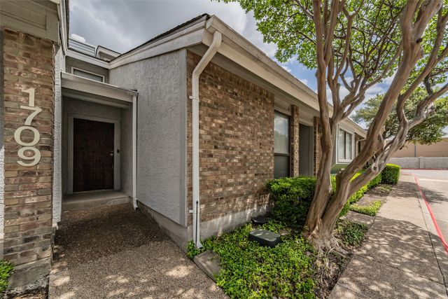 17490 Meandering Way 1709, Dallas, TX 75252