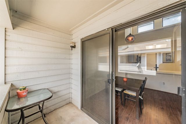 17490 Meandering Way 1709, Dallas, TX 75252