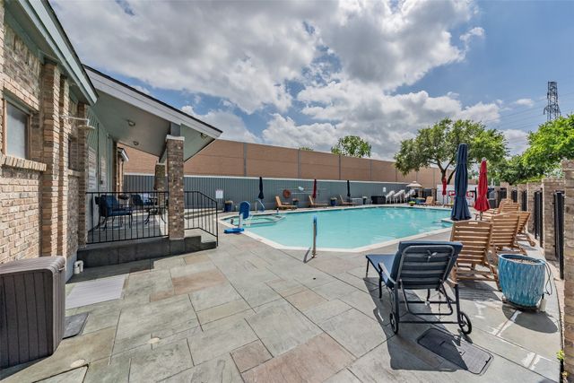 17490 Meandering Way 1709, Dallas, TX 75252