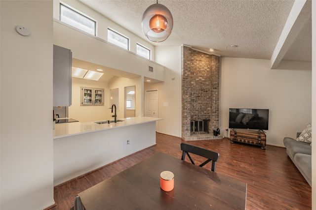 17490 Meandering Way 1709, Dallas, TX 75252