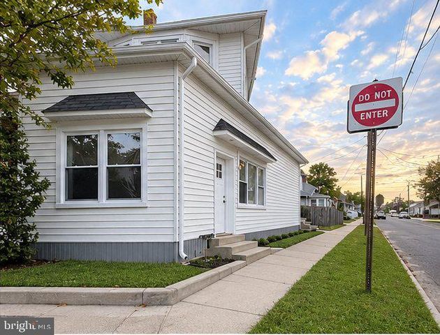 17 N BROWN ST, Gloucester City, NJ 08030