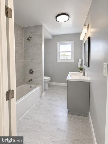 17 N BROWN ST, Gloucester City, NJ 08030