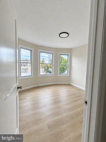 17 N BROWN ST, Gloucester City, NJ 08030