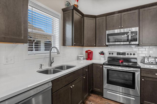 11102 184th Circle NW, Elk River, MN 55330