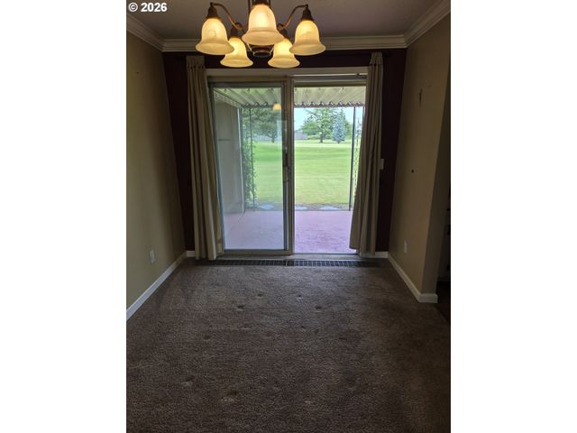 2215 COUNTRY CLUB Ter, Woodburn, OR 97071