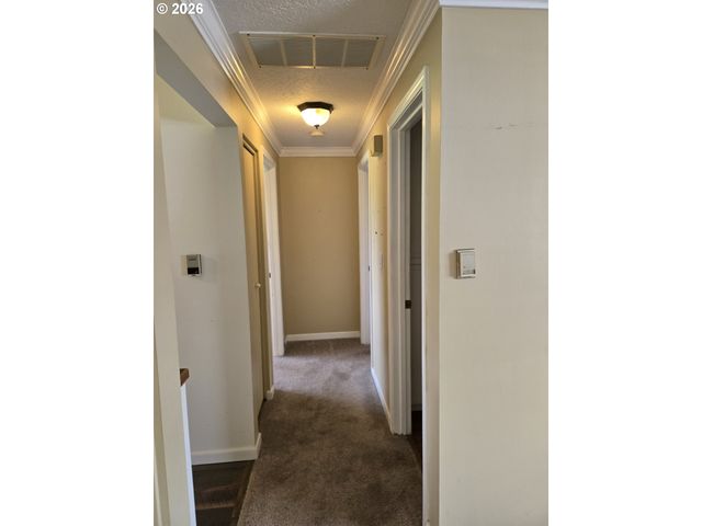 2215 COUNTRY CLUB Ter, Woodburn, OR 97071