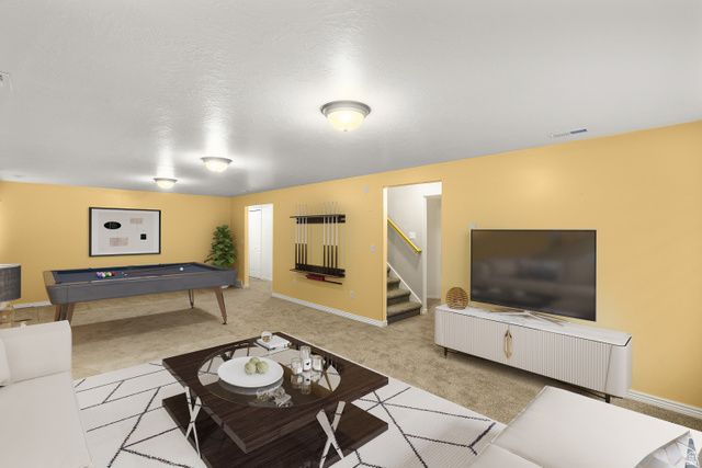 572 E 2250 N, North Ogden, UT 84414