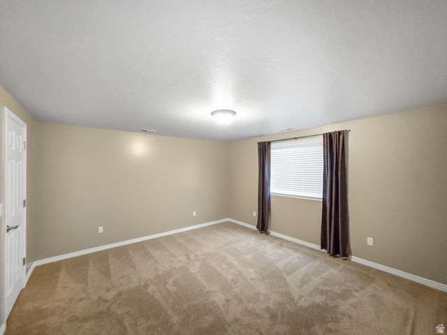 572 E 2250 N, North Ogden, UT 84414