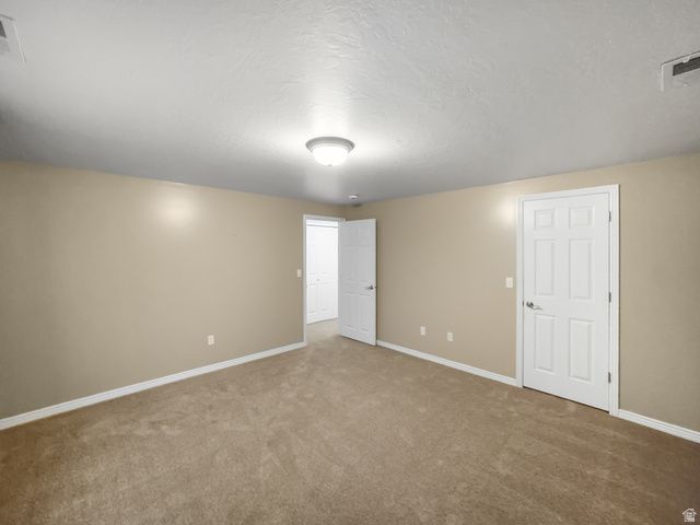 572 E 2250 N, North Ogden, UT 84414