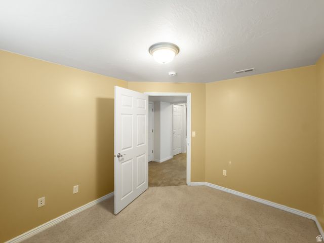 572 E 2250 N, North Ogden, UT 84414