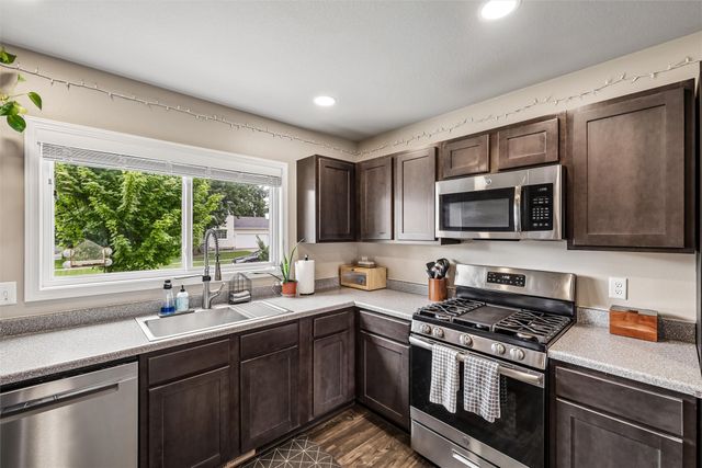 312 SW 50th Street, Ankeny, IA 50023