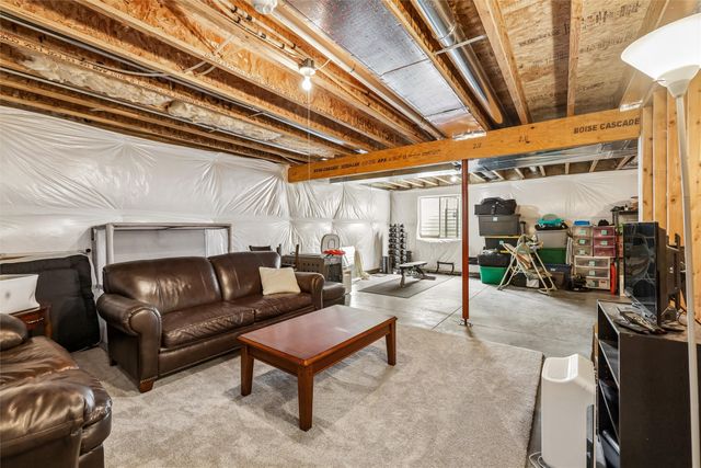 312 SW 50th Street, Ankeny, IA 50023