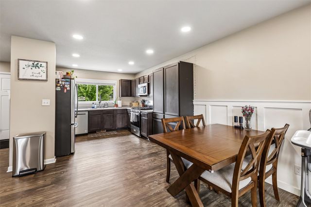 312 SW 50th Street, Ankeny, IA 50023