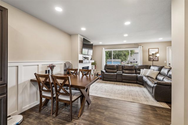 312 SW 50th Street, Ankeny, IA 50023