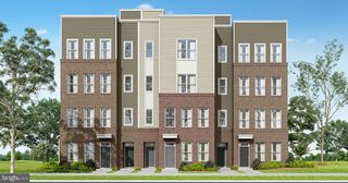 10401 WHITE GRANITE DR #3, Oakton, VA 22124