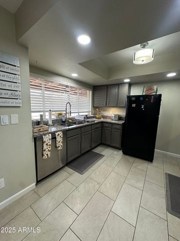 3926 W SAHUARO Drive, Phoenix, AZ 85029