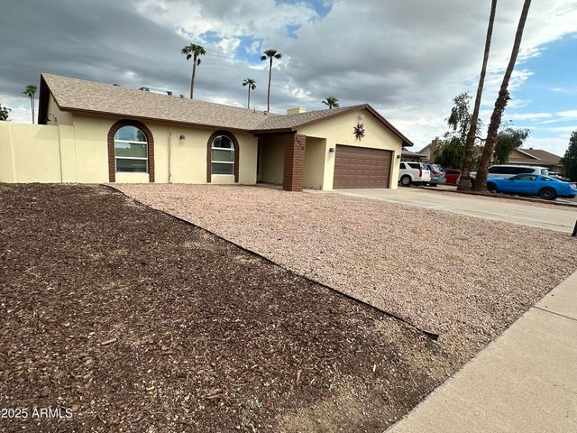 3926 W SAHUARO Drive, Phoenix, AZ 85029