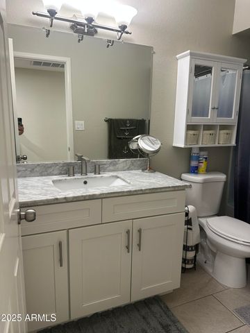 3926 W SAHUARO Drive, Phoenix, AZ 85029