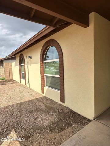 3926 W SAHUARO Drive, Phoenix, AZ 85029