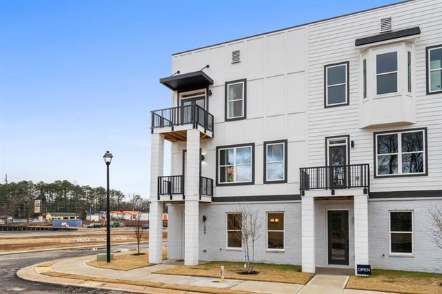 1050 Brookglynn Trace, Decatur, GA 30032