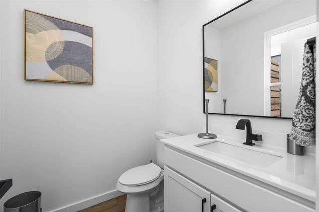 1050 Brookglynn Trace, Decatur, GA 30032