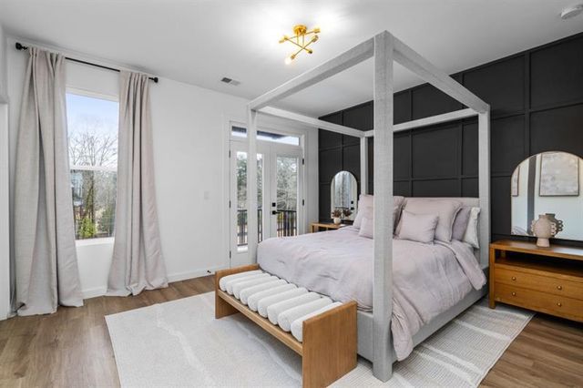 1050 Brookglynn Trace, Decatur, GA 30032