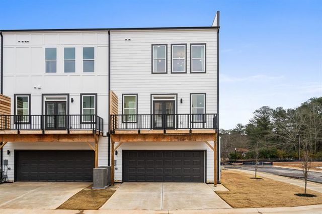 1050 Brookglynn Trace, Decatur, GA 30032