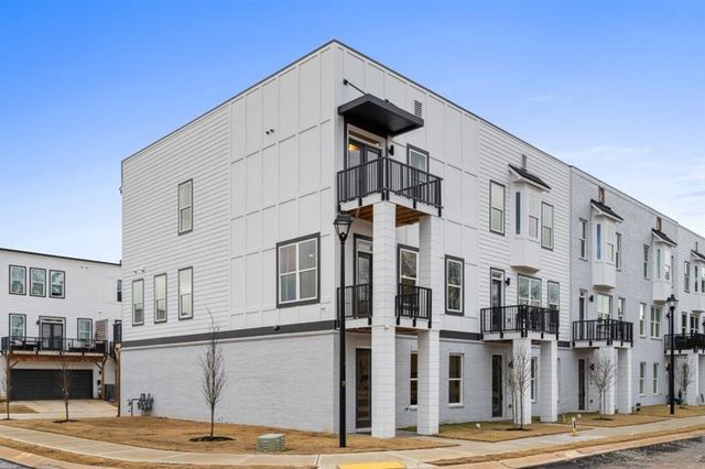 1050 Brookglynn Trace, Decatur, GA 30032