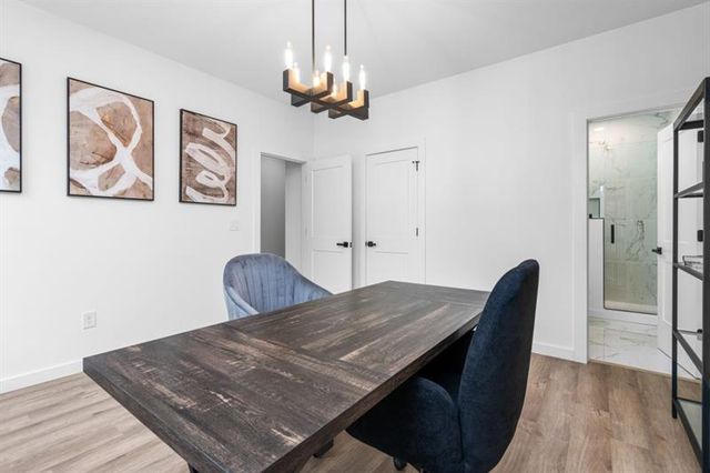 1050 Brookglynn Trace, Decatur, GA 30032