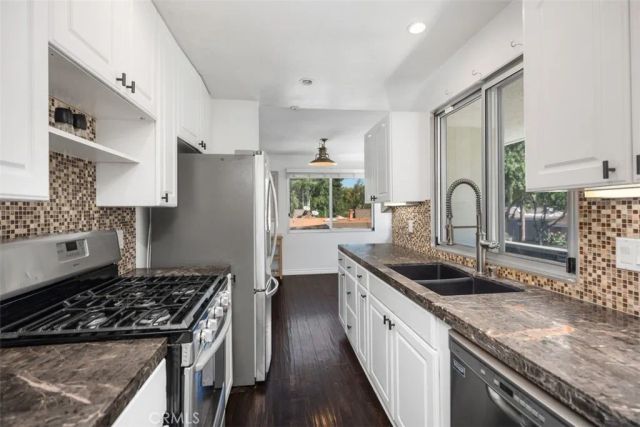 22126 Caminito Vino, Laguna Hills, CA 92653