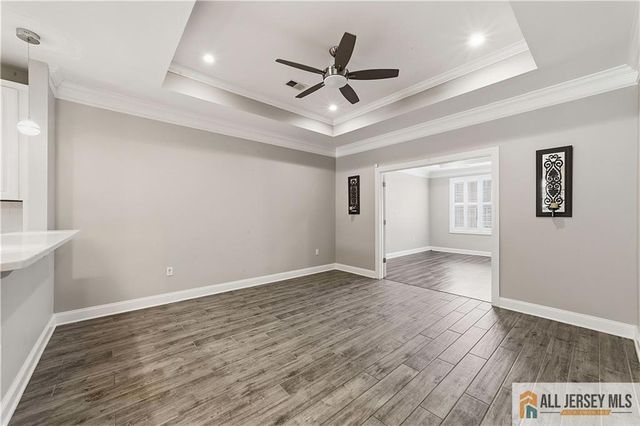 6 Traditions Place, Monroe, NJ 08831