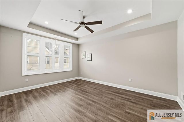 6 Traditions Place, Monroe, NJ 08831