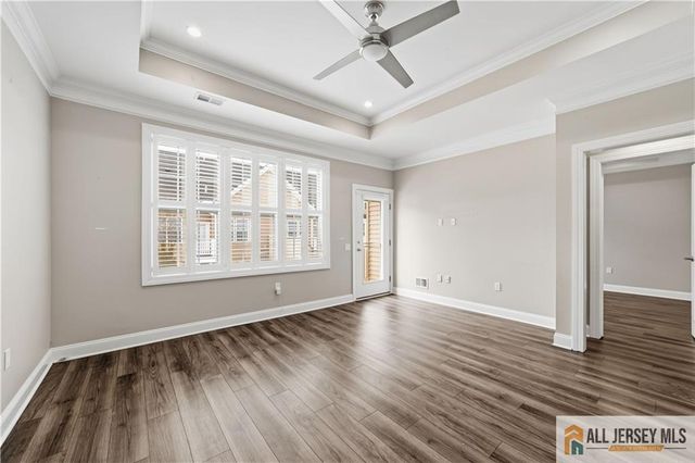 6 Traditions Place, Monroe, NJ 08831